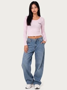 MISSGUIDED TEEN 羅紋針織短版長袖上衣，圓領，粉色白色橫條紋，抹茶女孩刺繡，適合春夏休閒穿搭 - 粉色 - 查看 3