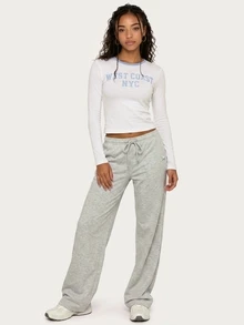 MISSGUIDED TEEN 長袖短版上衣，大學校隊圖案印花，羅紋領口，修身剪裁，適合休閒日常穿著 - 白色 - 查看 3