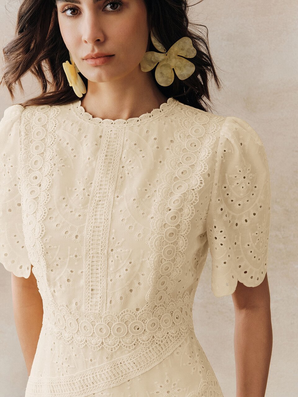 Anewsta Elegant Floral Trim Round Neck Waist Cinched Short Sleeve Dress For Women Vacation Cream White Summer