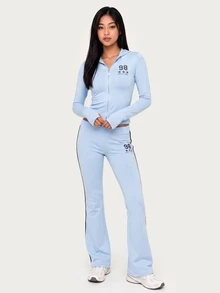 MISSGUIDED TEEN Pretty Iconic 98 Stars Chest Print Cropped Full-Zip Sweatshirt With Extra Long Thumb Hole Sleeves And Star Zipper Pull - Blue - View 3