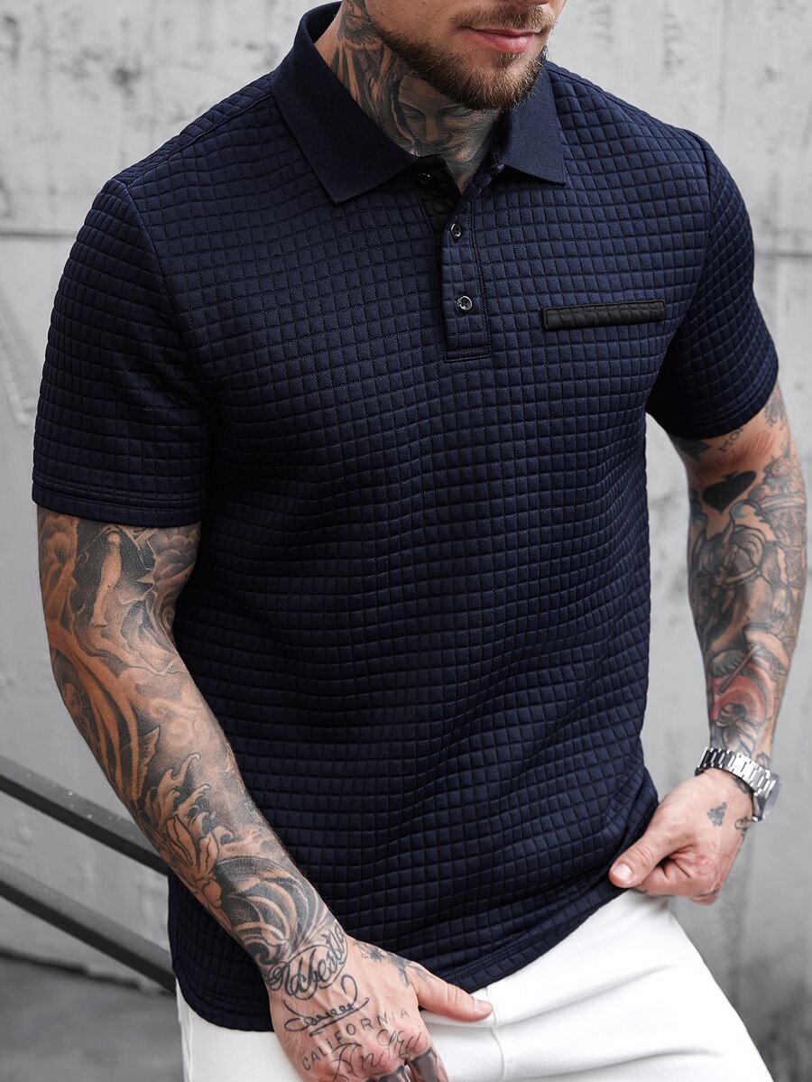 Manfinity CasualCool 男士纯色华夫格纹短袖 Polo 衫,学院风图案,藏蓝色 Polo 衫,男士衬衫,男士休闲上衣,适合日常休闲、周末旅行、户外活动、探险旅行、轻松的工作环境,可作为男友/丈夫礼物、周年纪念/生日礼物、派对、暑假、新年、婚礼、情人节等场合穿着。 - 寶藍色 - 查看 1