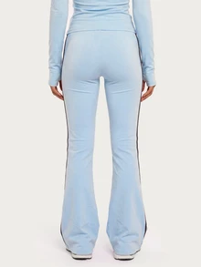 MISSGUIDED TEEN بنطال رياضي واسع الساق مع خط جانبي وطباعة شعار جرافيكي، بنطال جيرسي بتصميم ريترو Y2K واسع الساق - الأزرق - مشاهدة 2