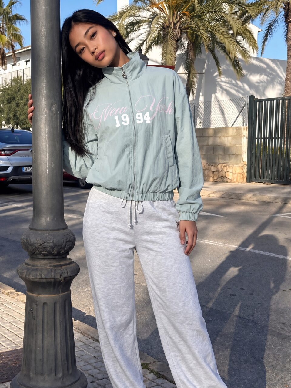 MISSGUIDED TEEN Oversized Zip-Up Windbreaker Jacket With Stand Collar Side Pockets And New York 1994 Chest Graphic Print Perfect For Spring Fall