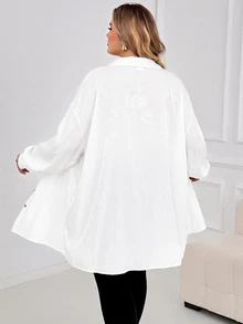 SHEIN CURVE+ 大尺碼休閒柔軟修身傳統優雅通勤牛仔效果襯衫，女款秋季教師節穿搭約會之夜辦公居家正式白色 - 白色 - 查看 2