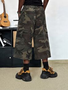 Manfinity Homme Men's Plus Size Camouflage Print Cargo Denim Capris - Army Green - View 2