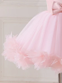 SHEIN Glamorique Kids 女嬰優雅粉色緞面公主禮服，深V露背嬰兒長裙，附超大蝴蝶結與3D花瓣，適合1歲生日派對、婚禮、聖誕節 - 粉色 - 查看 7