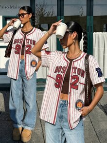 SHEIN EZwear 休闲运动街头风字母撞色条纹英文印花短袖衬衫，纽扣开襟，适合通勤、上学、日常休闲、旅行、运动、节日聚会及各种场合，四季皆宜。 - 彩色 - 查看 7
