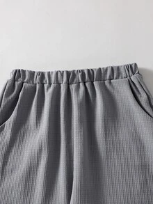 Set Pakaian Remaja Laki-laki 2 Potong Bahan Tekstur, Kemeja Berkerah Lengan Pendek dengan Trim Kontras Abu-abu + Celana Panjang Abu-abu, Set Kasual Harian Sekolah Musim Panas - Grey - View 9