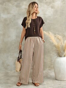 EMERY ROSE Women's Textured Solid Color Minimalist Top With Striped Pocket Loose Pants 2 Pieces Set - Khaki - View 5