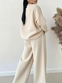 EMERY ROSE 2 件套加大码套装，休闲简约纯色圆领上衣和裤子，适合日常穿着 - 卡其色 - 查看 2