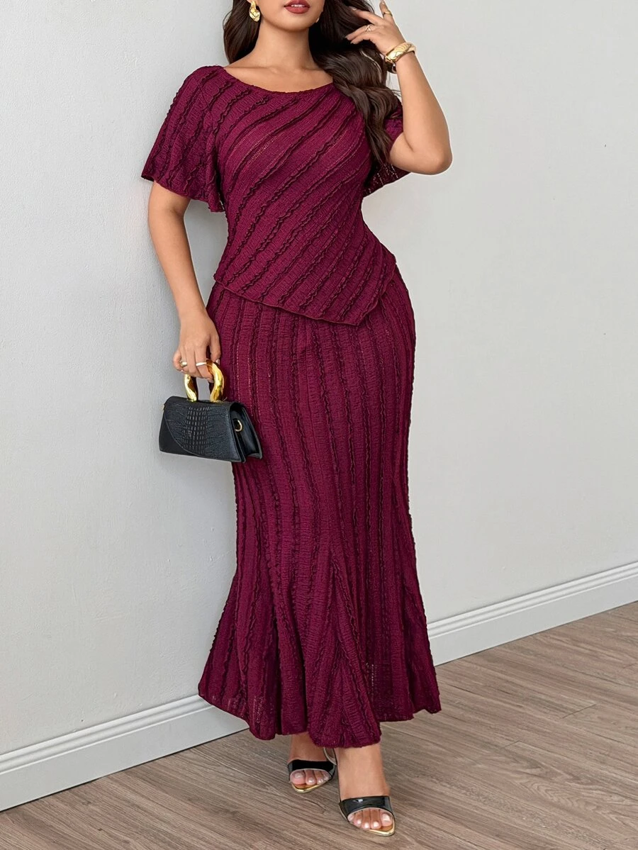 Modelyn Plus Size Women's Ruffle Short Sleeve Asymmetrical Hem Large Scoop Neck, Mermaid Party French Elegant Ruffle Trim Comfortable Skirt & Top 2-Piece Set - Burgundy - View 1