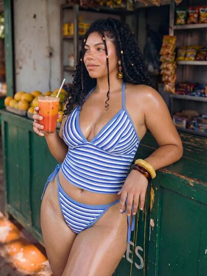 Swim Vcay 2026 New Vintage Striped Bikini 2 Pieces Set | Halter Neck Triangle Cup Push-Up Enhancing Bust Shape | Hemline Binding For A Sleeker Look | Side Tie Bikini Bottoms Adjustable Fit Without Tightness | Brown And White Fine Stripes Flattering And Timeless | Vacation Beach Tank Style Bikini