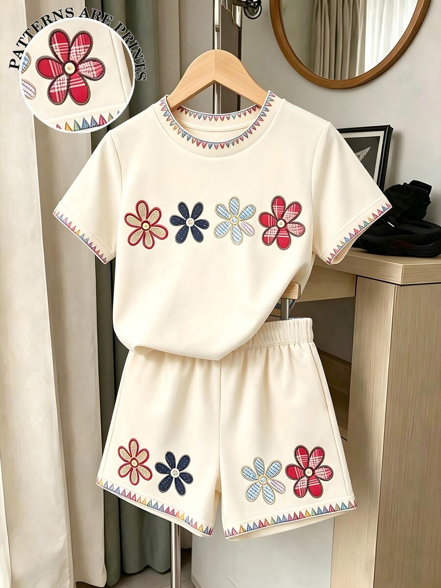 SHEIN Sparklyn 两件套女童韩版清新甜美白色底彩色格子印花短袖上衣+白色休闲短裤套装,领口、袖口和下摆饰有撞色荷叶边,轻盈透气,适合春、夏、秋季日常穿着、上学、休闲外出。 - 彩色 - 查看 1