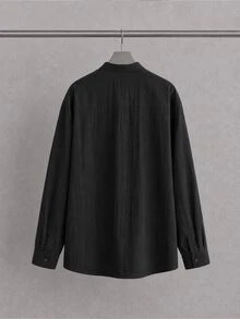 Manfinity VCAY Men's Design Patch Half-Placket Casual Shirt - Black - View 3