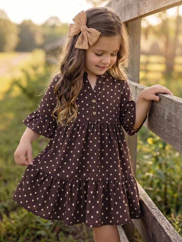 Emery Rose Kids فستان للبنات الصغيرات بطبعة نقاط البولكا وأكمام مكشكشة وحافة مكشكشة