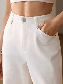 Anewsta Essential 女款現代白色寬鬆修身喇叭直筒牛仔褲,百搭通勤顯瘦垂墜丹寧長褲 - 白色 - 查看 8