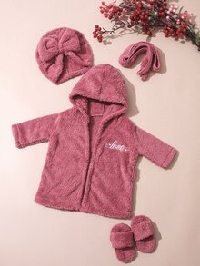 SHEIN 新生女嬰攝影浴袍套裝，附配套頭巾帽與迷你拖鞋，嬰兒拍照服飾，愛心刺繡道具，粉紅色/淺粉色 - 粉色 - 查看 6