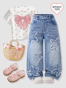 SHEIN Genkimix Kids 女童浅蓝色水洗牛仔阔腿裤，复古时尚Y2K休闲校园风，推荐日常穿着，饰有3D星星贴花，毛边裤脚，松紧腰带和纽扣门襟，宽松阔腿版型，适合所有季节。 - 中等水洗藍 - 查看 7