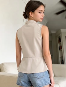 SHEIN 女款（大碼）春夏秋冬休閒優雅通勤女式圓領無袖短背心，金色珍珠鈕扣，老錢風，純色，前開襟，適合日常休閒、度假、家庭聚會等場合 - 卡其色 - 查看 2