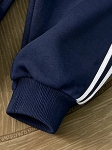 男童秋季海軍藍白色條紋拼接長袖上衣套裝 馬圖案側條紋休閒運動風羅紋袖口衛衣上衣與長褲 - 彩色 - 查看 5