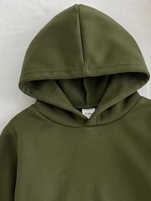 SHEIN 男嬰服飾 Milano 字母印花長袖連帽衛衣與慢跑褲套裝 秋冬橄欖綠外套運動服 2件套穿搭 - 軍綠色 - 查看 4
