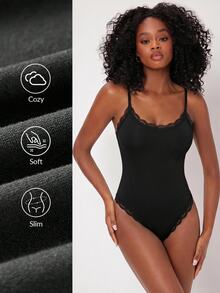 SHEIN BASICS 女款蕾絲拼接修身百搭性感日常穿著夜店內搭背心 黑色 夏季 - 黑色 - 查看 2