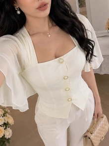 NOVVYNE 女款優雅方領披肩袖荷葉邊襯衫，白色鈕扣開襟上衣，適合派對、約會、優雅通勤與日常穿著，春/夏/秋季 - 杏色 - 查看 6