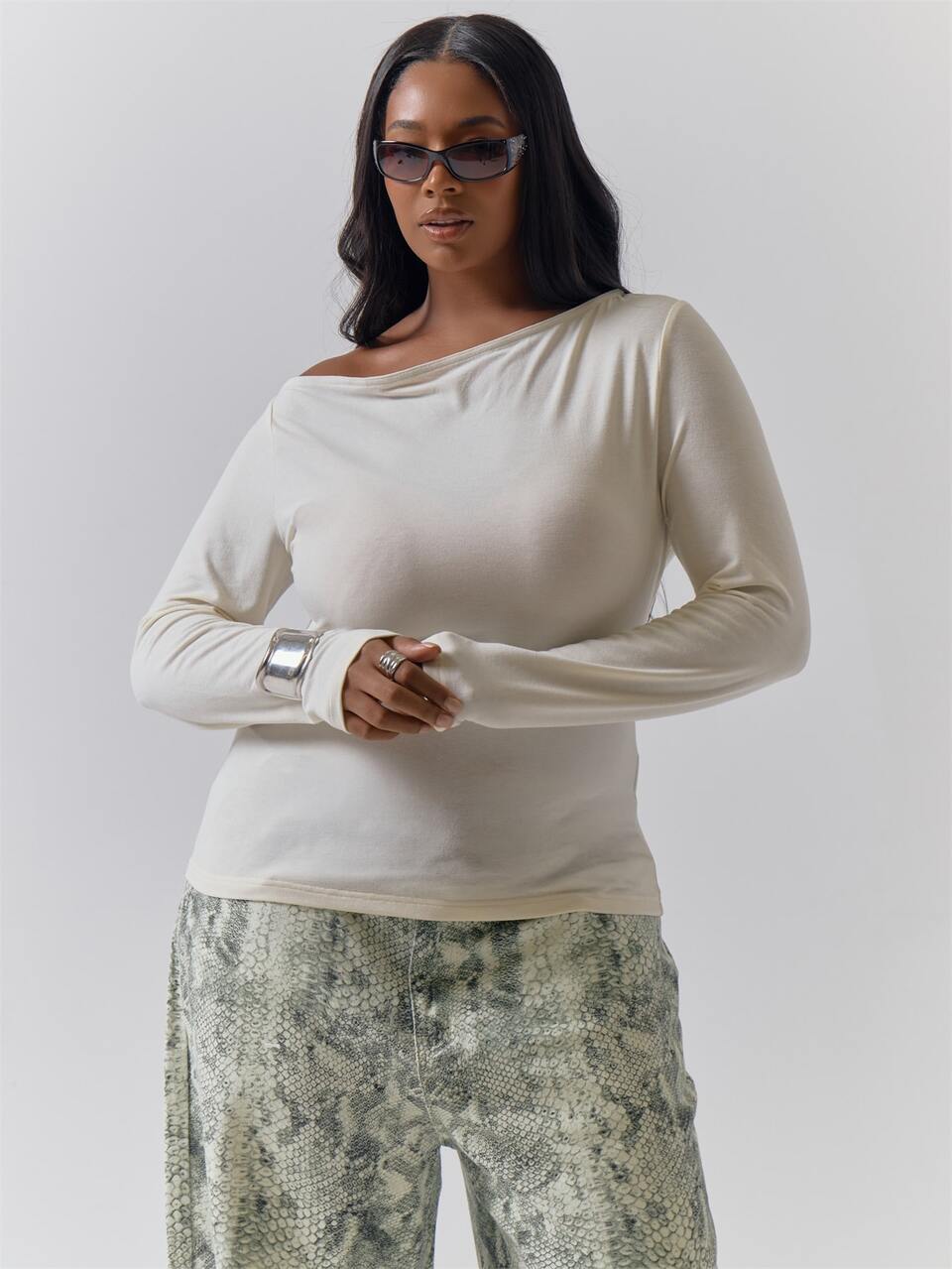 Plus Size Women Allover White Cotton Asymmetric Shoulder Long Sleeve Top Casual Party Brunch Dates Autumn For Women