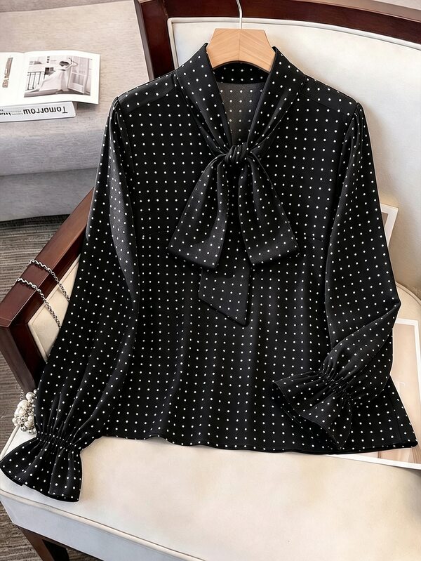GlowEve CURVE Women's Plus-Size Elegant, Luxurious, And Sophisticated Loose-Fitting Black Polka Dot Chiffon Blouse With Long Flared Sleeves And A Tie-Neck Bow. A Versatile And Slimming Spring/Summer New Style. Suitable For Business Casual Summer Outfits, Polka Dot Tops, Romantic Dates, Vacations, Beach Outfits, Casual Blouses, Work Outfits, And Women's Fashion.
