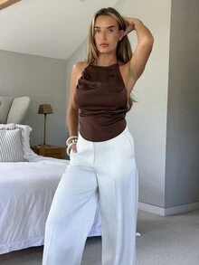 Amy Towne 性感露背吊带丝滑女士背心，度假款 - 咖啡棕 - 查看 4