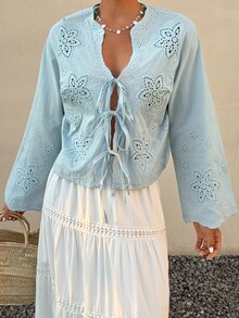 Livesso Petite Kemeja Wanita Motif Bordir Bunga Gaya Kasual Cottagecore Romantis Serbaguna untuk Harian Musim Gugur Liburan Pantai Biru Muda - Biru - View 5