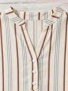 Mellowie Plus Striped Print Notched Neckline Batwing Sleeve Blouse - Multicolor - View 3