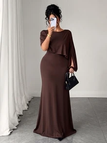 Elenzga Fitted, Pleated Maxi Dress With A Round Neck And Draped Cape-Style Sleeves; Suitable For Luxury Evening Wear And Formal Occasions; Chocolate Brown. - Brown - View 4