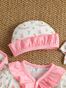 SHEIN 新生女嬰清新碎花套裝，包含包巾、帽子、手套、圍兜、髮帶和連身衣，柔軟舒適面料，適合日常穿著，禮品 - 淺粉色 - 查看 5