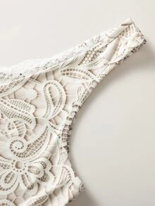 EMERY ROSE Women's Summer Sexy Vacation Style Water-Soluble Lace Deep V-Neck Tank Top - White - View 3
