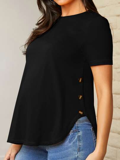 SHEIN Camiseta Suelta De Cuello Ancho Con Botones Laterales Para Embarazo Y Detalles De Dobladillo Dividido