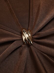 Fine & Folde Gaun Bodycon Warna Polos Cokelat Seksi untuk Wanita, Cocok untuk Perjalanan, Malam Hari, Kencan, dan Acara Musim Gugur. - Coklat - View 5