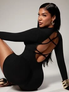 Radiana Combinaison de sport pour femme à col montant, fermeture éclair avant, manches longues, jambes courtes, dos nu et fermeture éclair - Noir - Voir 1