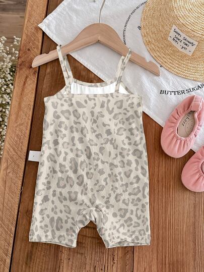 SHEIN LMoss Kids Vintage Tatlı Siyah & Beyaz Kontrast Çizgili, Mini Çiçek Baskı Desenli, Vintage Maillard Kahverengi Leopar Baskı Puantiye Desenli, Chill Chill