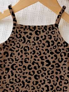 SHEIN LMoss Kids 復古可愛豹紋系列 Chill Chill 嬰兒女童休閒細肩帶連身褲，適合春夏穿著 - 彩色 - 查看 4