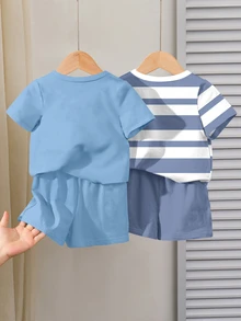 2 Random Sets Out Of 4 T-Shirt & Shorts Sets. Baby Boy T-Shirt Set Casual Minimalist Suitable For Spring & Summer, Classic Cool Handsome Cute Retro Color Block Patchwork Pattern Print, Classic Stripe Bear Pattern Print - Multicolor - View 2