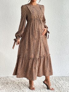 SHEIN Vestido de maternidad de manga larga con estampado dálmata, puño con nudo y bajo con volante para lactancia - Multicolor - Ver 6