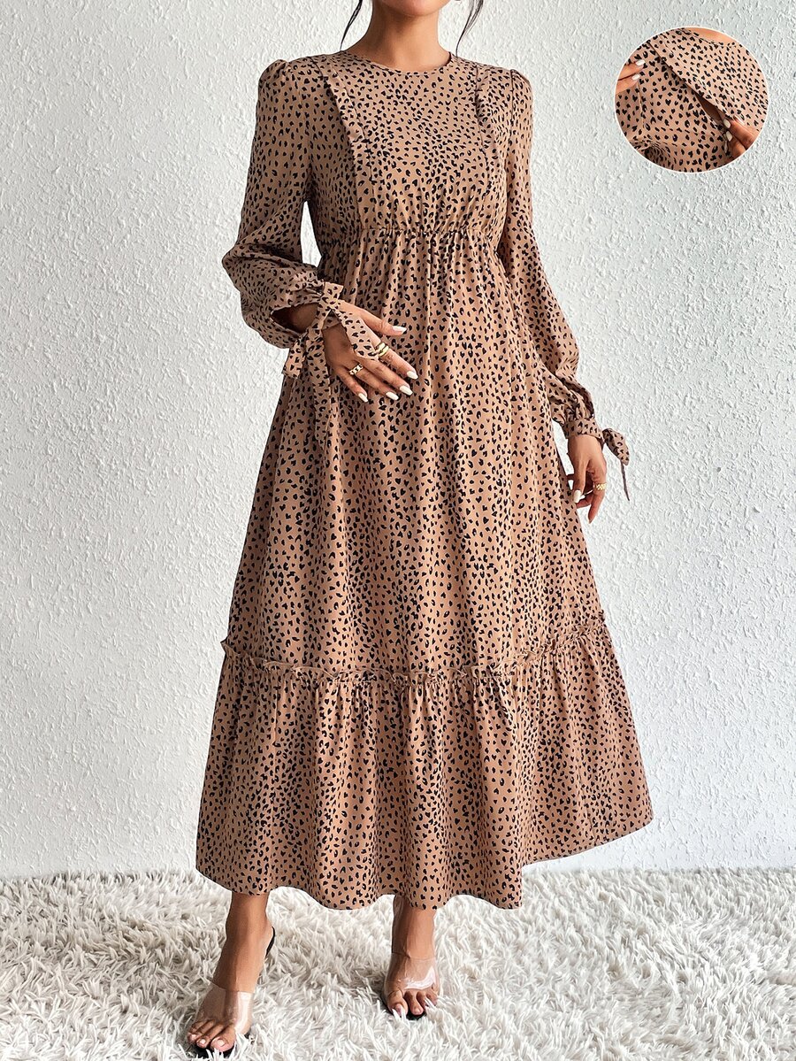 SHEIN Vestido de maternidad de manga larga con estampado dálmata, puño con nudo y bajo con volante para lactancia - Multicolor - Ver 1