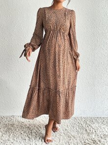 SHEIN Vestido de maternidad de manga larga con estampado dálmata, puño con nudo y bajo con volante para lactancia - Multicolor - Ver 4