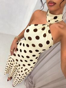 SHEIN Glamour 女款棕色與白色波點夏季優雅70年代度假風復古掛脖露背高腰百褶長款正式晚禮服派對洋裝 - 杏色 - 查看 5