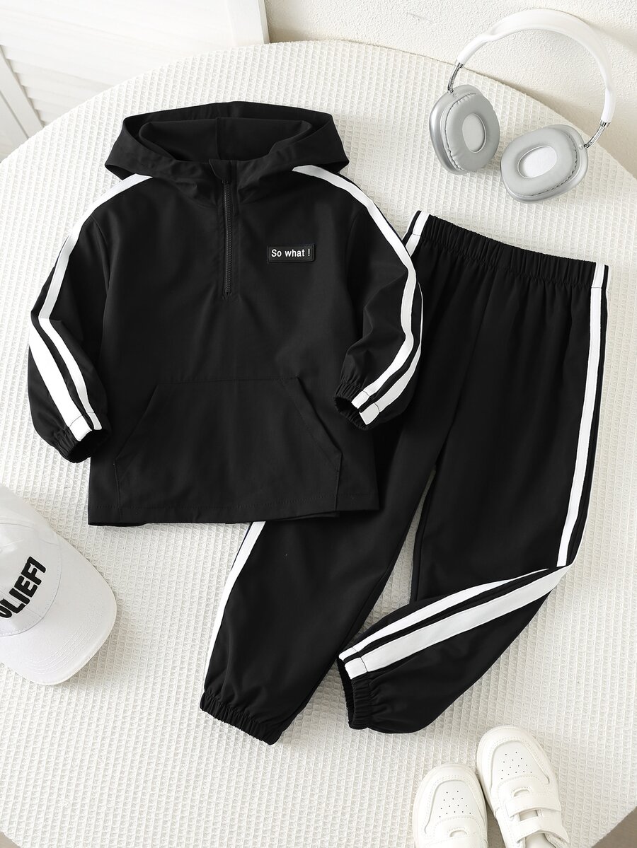 SHEIN 兒童小男孩拼接拉鍊半開襟條紋連帽外套與休閒長褲套裝 - 黑色 - 查看 1