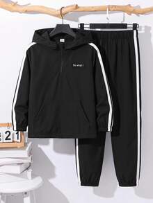 SHEIN 兒童小男孩拼接拉鍊半開襟條紋連帽外套與休閒長褲套裝 - 黑色 - 查看 2