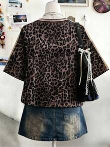 Lalippa 女款 T-shirt 夏季外出上衣，女款寬鬆 V 領棕色豹紋印花圖案，極簡英文字母印花圖案，圖案設計，日常穿著，休閒百搭，舒適面料 - 彩色 - 查看 2