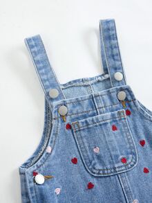 SHEIN 女嬰藍色牛仔寬鬆吊帶褲，小愛心刺繡圖案 - 中等水洗藍 - 查看 4