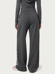 MISSGUIDED TEEN Obsessed Graphic Wide Leg Casual Pants With Drawstring Waist And Side Pockets Full Length Loungewear Bottoms - Grey - View 2